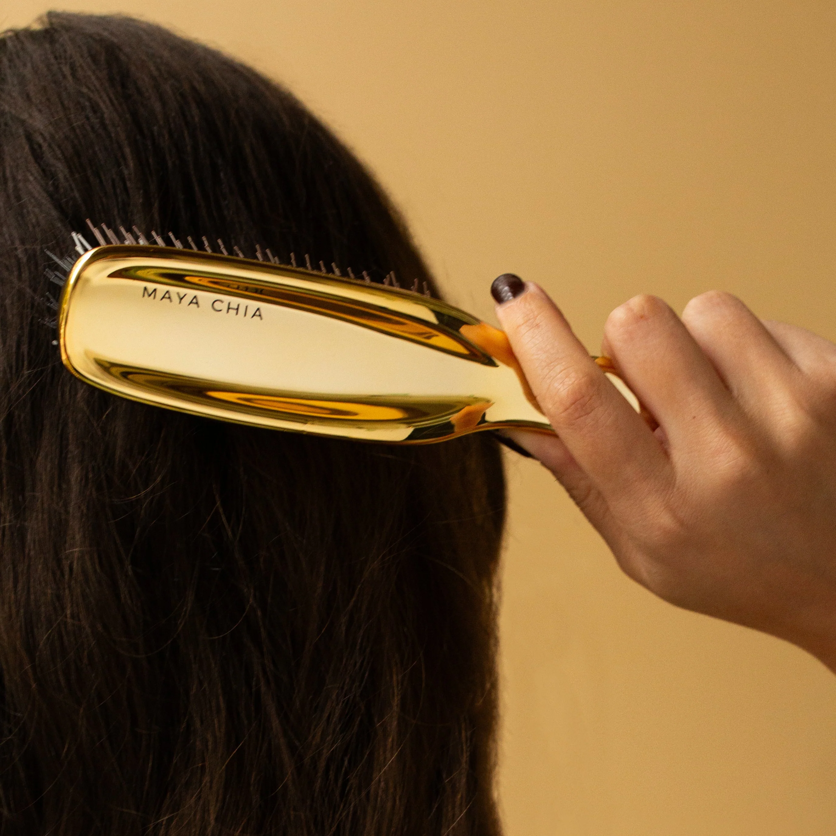 The Brush 3-In-1 Tool 5 The Brush 3-In-1 Tool